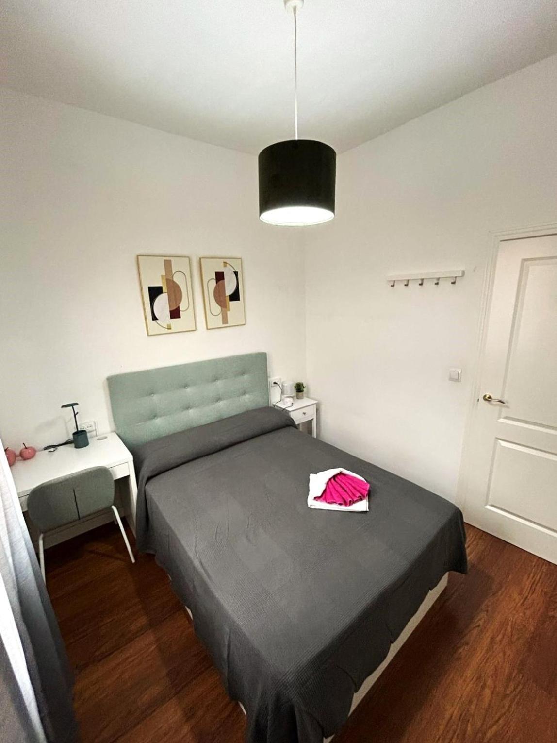 Habitaciones Magdalena Madrid Exterior photo